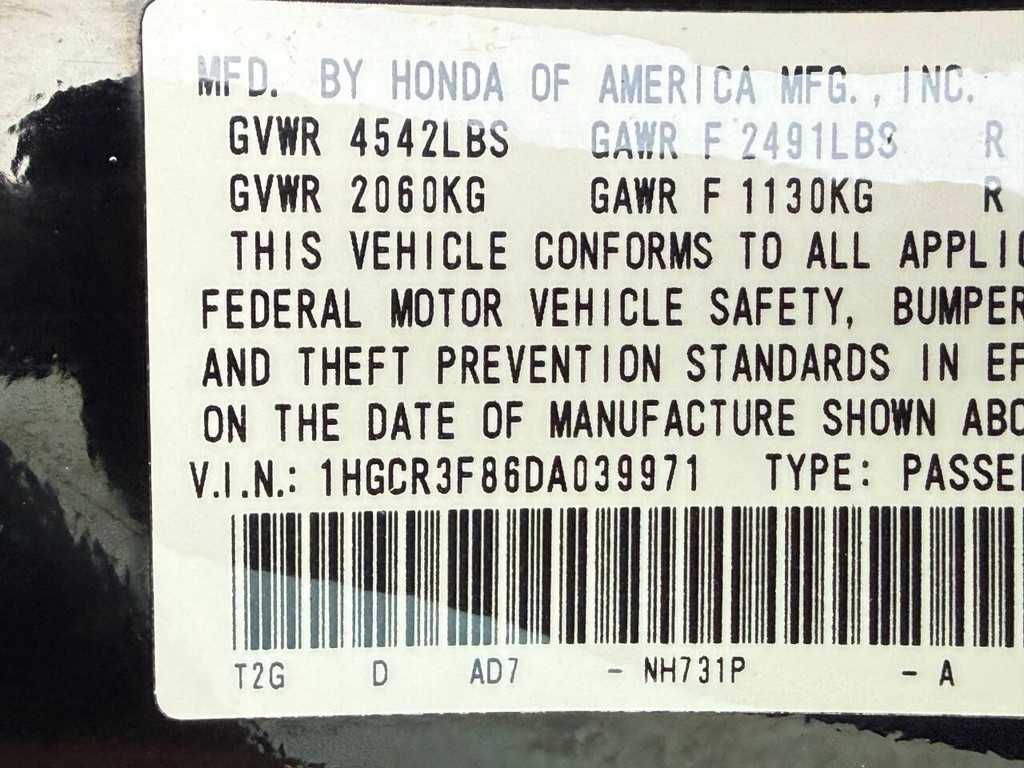 Honda Accord Sedan Vehicle Full-screen Gallery Image 34