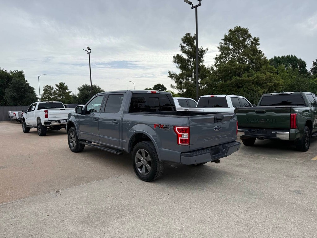 Ford F-150 Vehicle Full-screen Gallery Image 04
