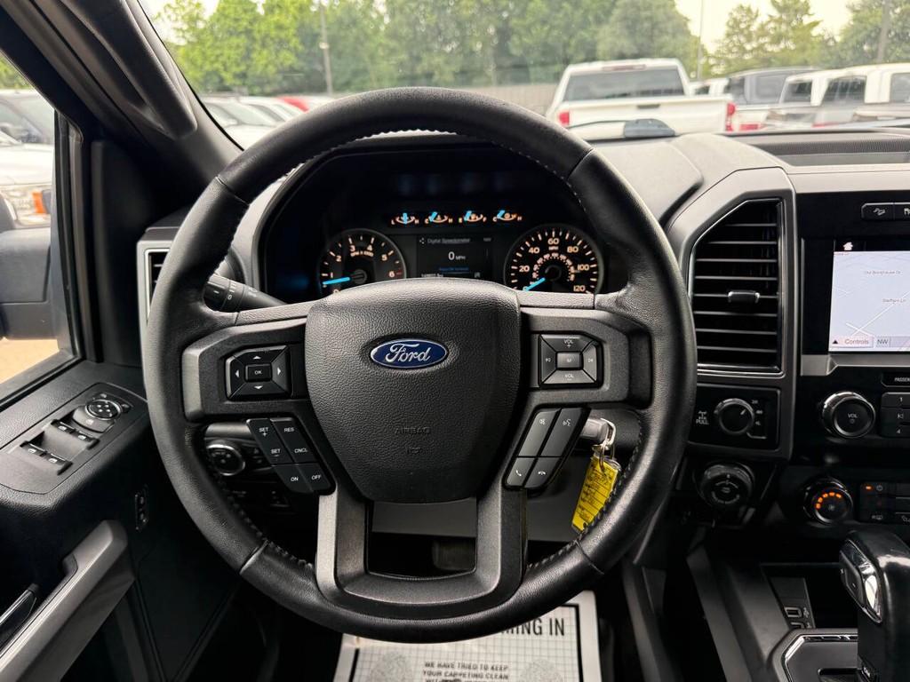 Ford F-150 Vehicle Full-screen Gallery Image 22