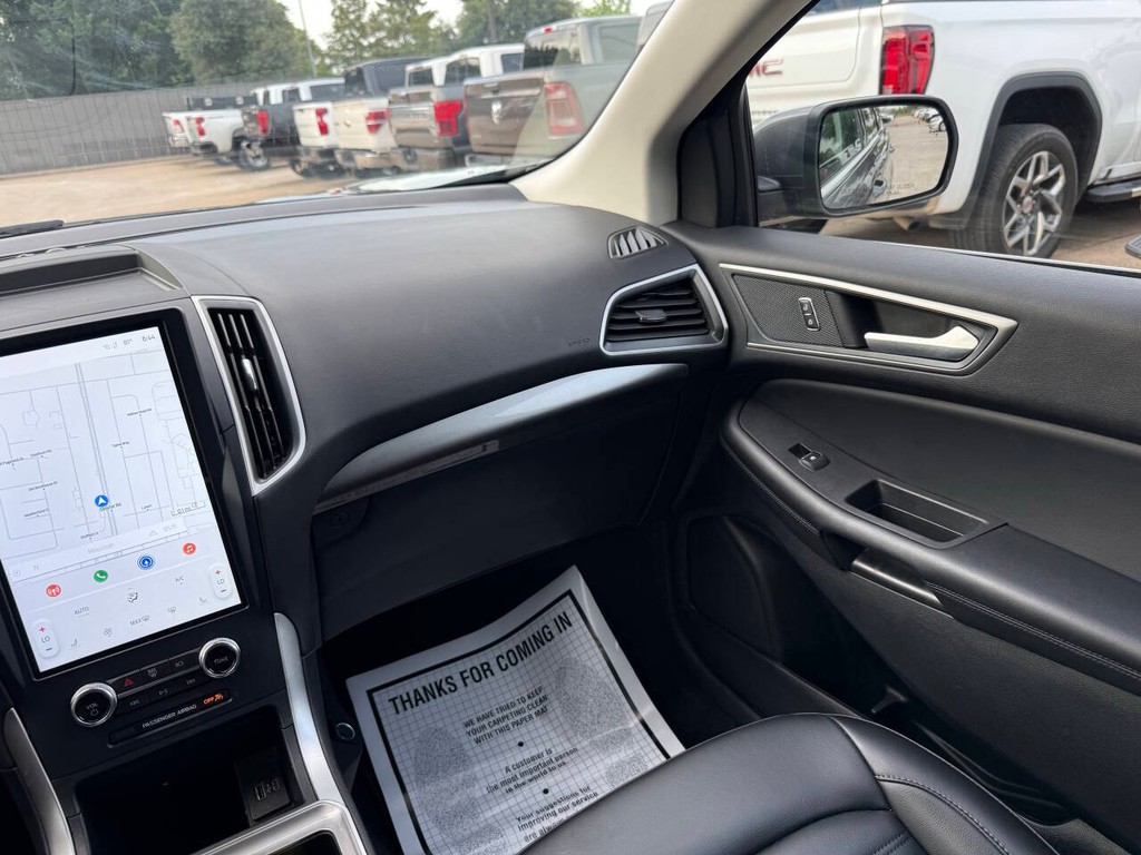 Ford Edge Vehicle Full-screen Gallery Image 20