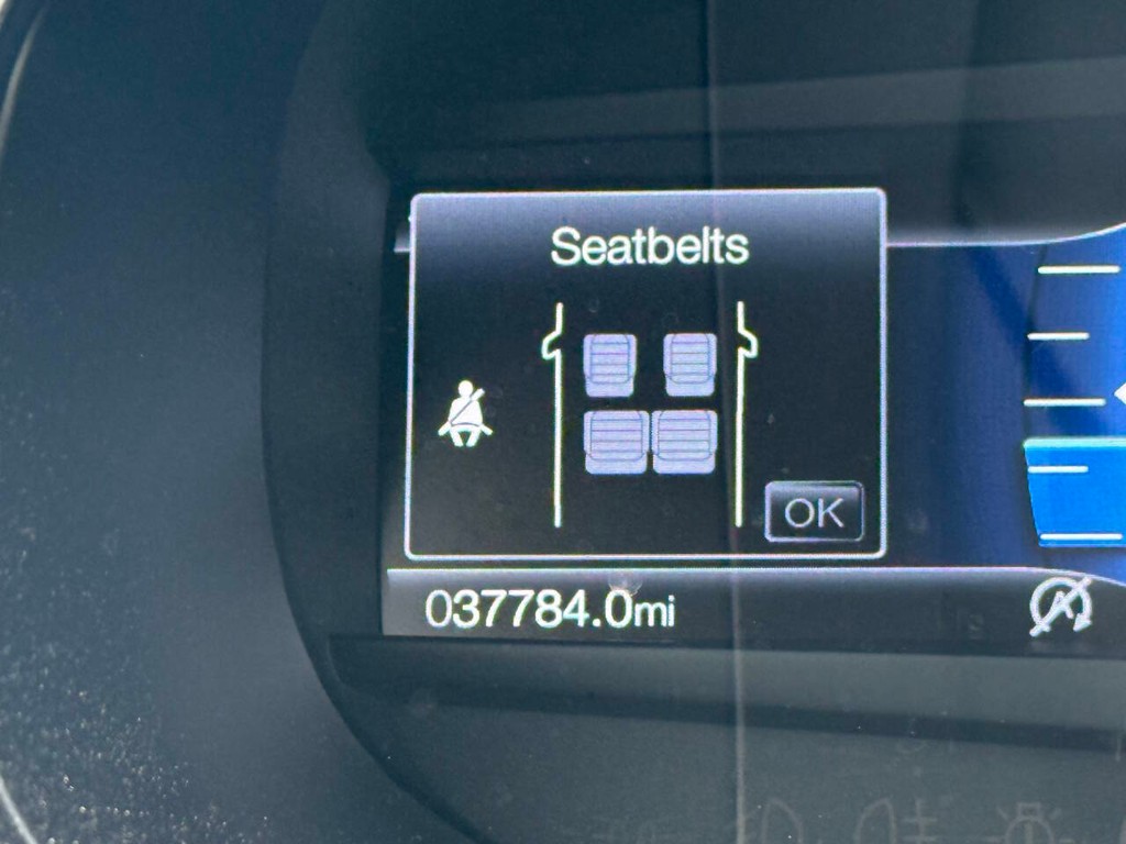 Ford Edge Vehicle Full-screen Gallery Image 31