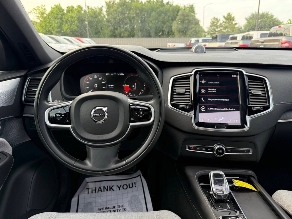 Volvo XC90 Recharge Vehicle Full-screen Gallery Image 23