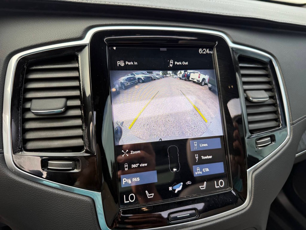 Volvo XC90 Recharge Vehicle Full-screen Gallery Image 28