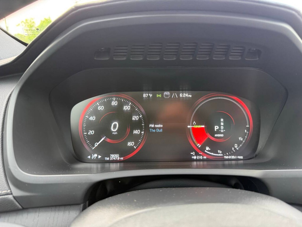 Volvo XC90 Recharge Vehicle Full-screen Gallery Image 34