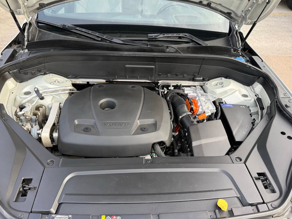 Volvo XC90 Recharge Vehicle Full-screen Gallery Image 37