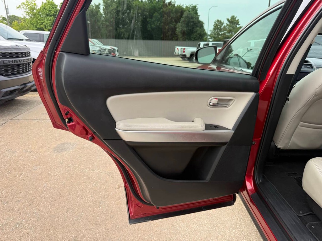 Mazda CX-9 Vehicle Full-screen Gallery Image 15