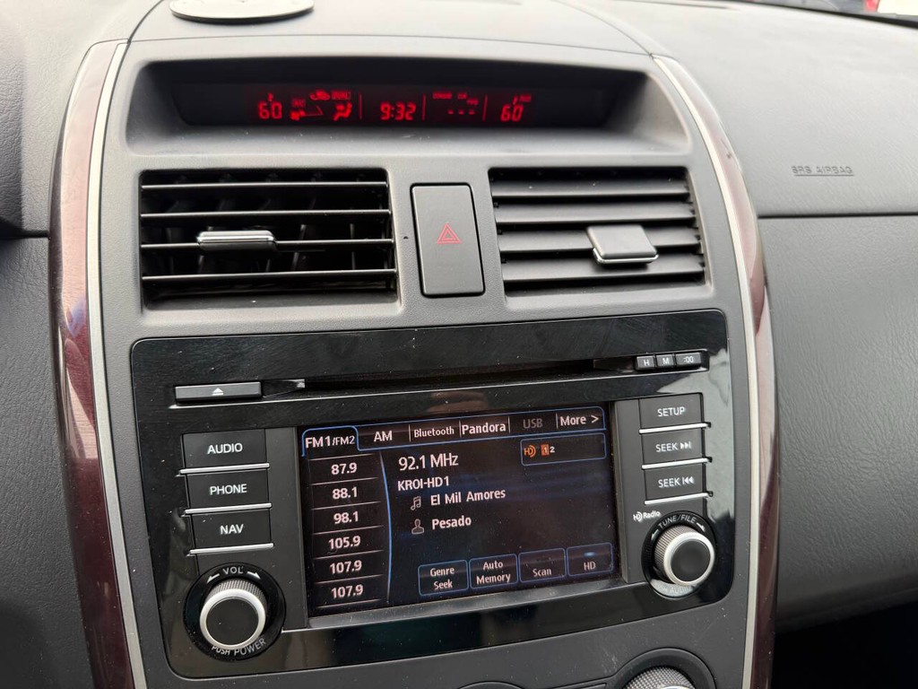 Mazda CX-9 Vehicle Full-screen Gallery Image 28
