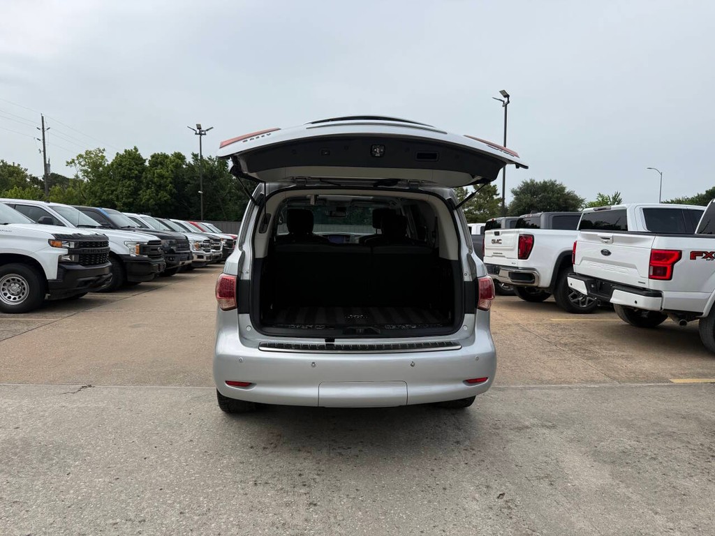 INFINITI QX80 Vehicle Full-screen Gallery Image 42