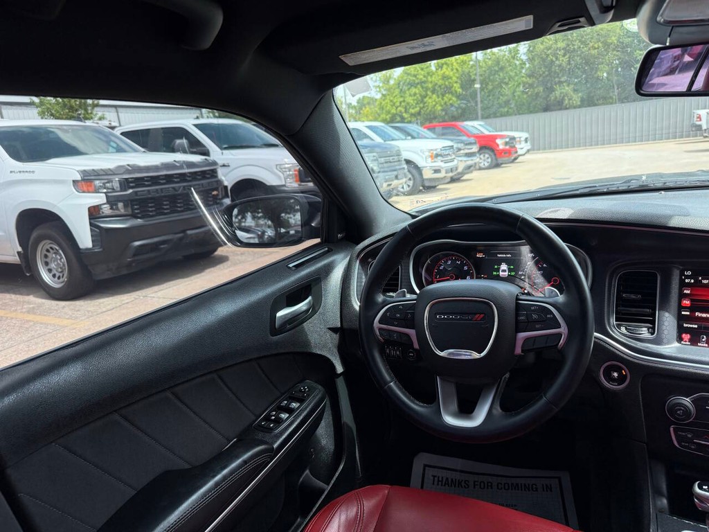 Dodge Charger Vehicle Full-screen Gallery Image 19