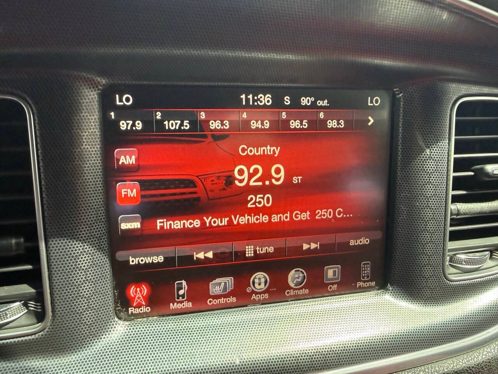 Dodge Charger Vehicle Full-screen Gallery Image 25