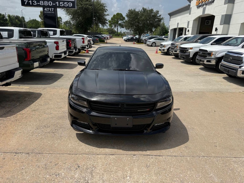 Dodge Charger Vehicle Full-screen Gallery Image 36