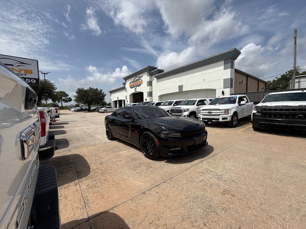 Dodge Charger Vehicle Full-screen Gallery Image 40