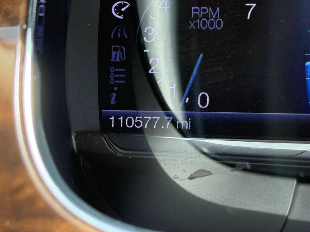 Ford Taurus Vehicle Full-screen Gallery Image 33