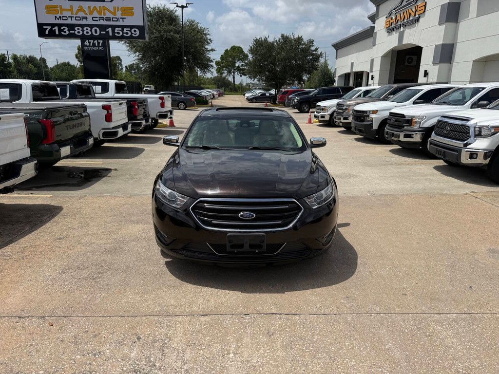 Ford Taurus Vehicle Full-screen Gallery Image 39