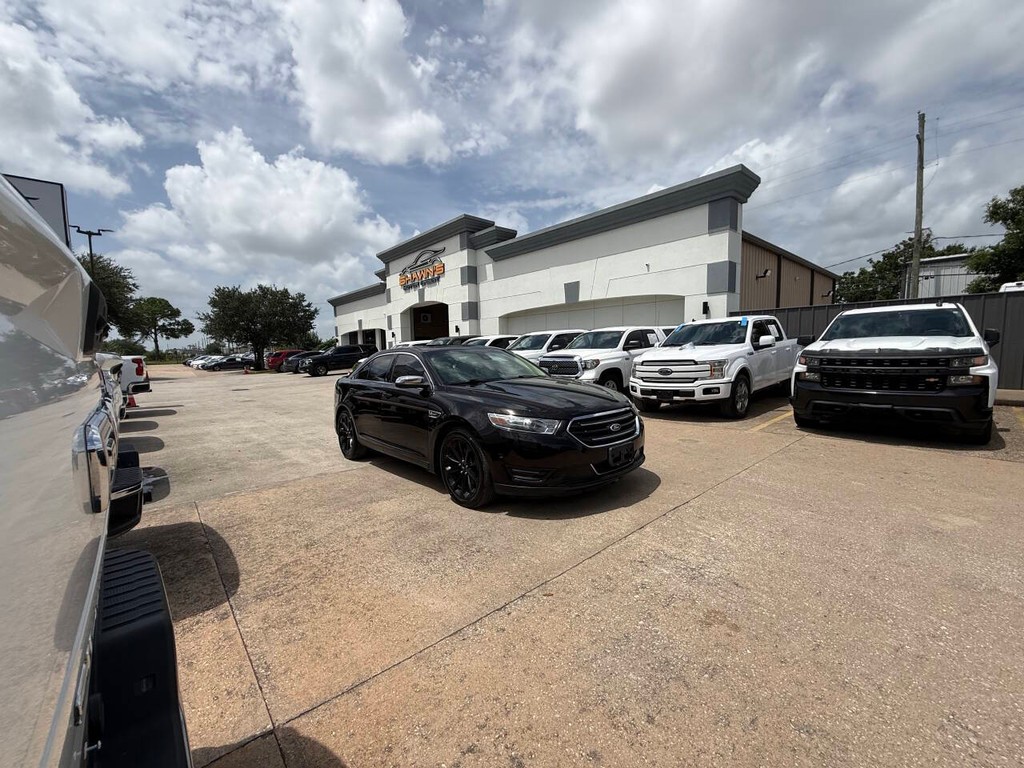 Ford Taurus Vehicle Full-screen Gallery Image 43