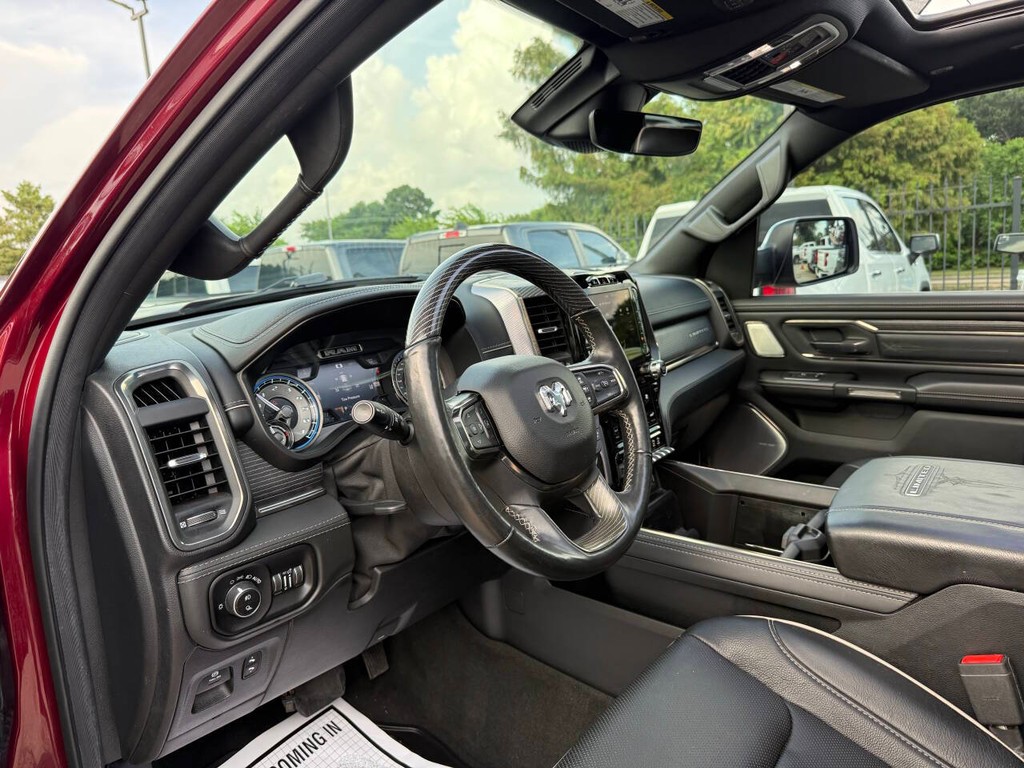 Ram 1500 Vehicle Full-screen Gallery Image 06
