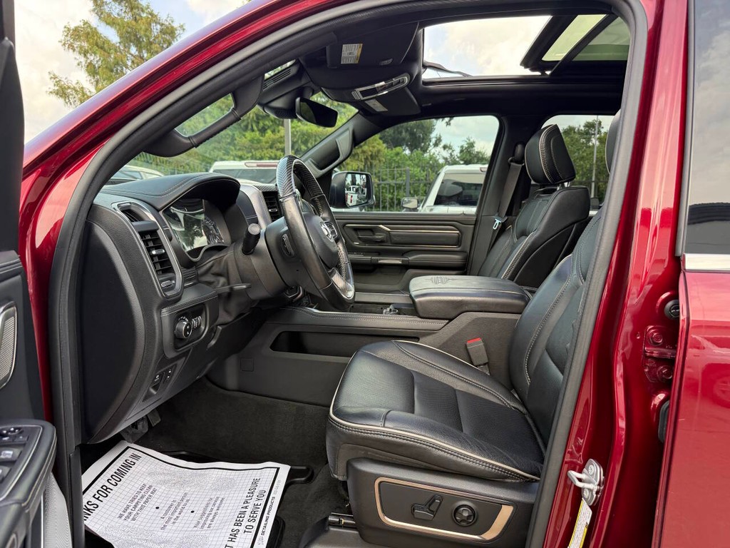 Ram 1500 Vehicle Full-screen Gallery Image 07