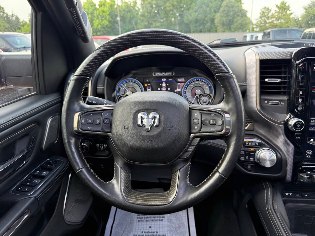 Ram 1500 Vehicle Full-screen Gallery Image 22