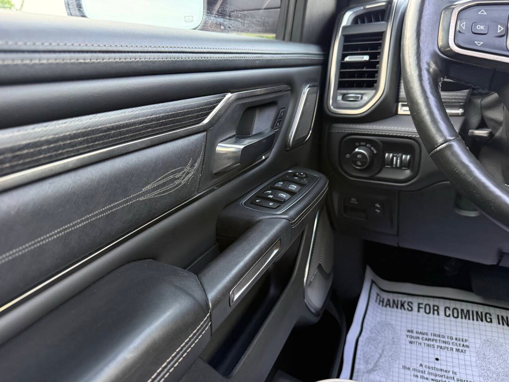 Ram 1500 Vehicle Full-screen Gallery Image 29