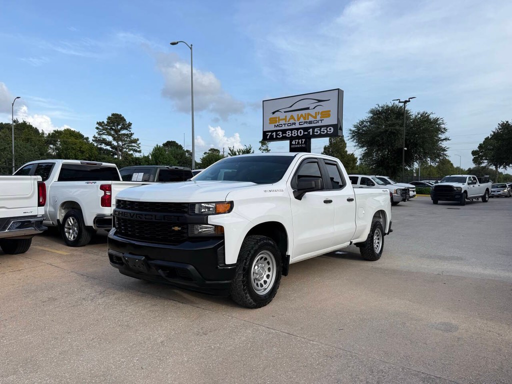 Chevrolet Silverado 1500 Vehicle Full-screen Gallery Image 03