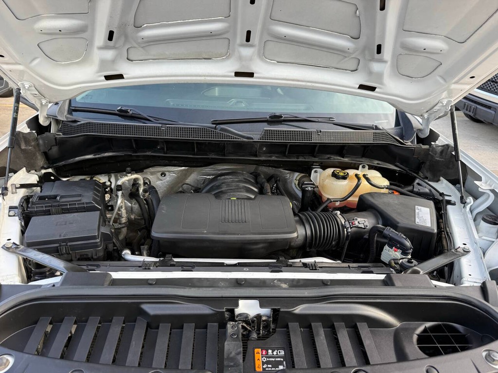 Chevrolet Silverado 1500 Vehicle Full-screen Gallery Image 33