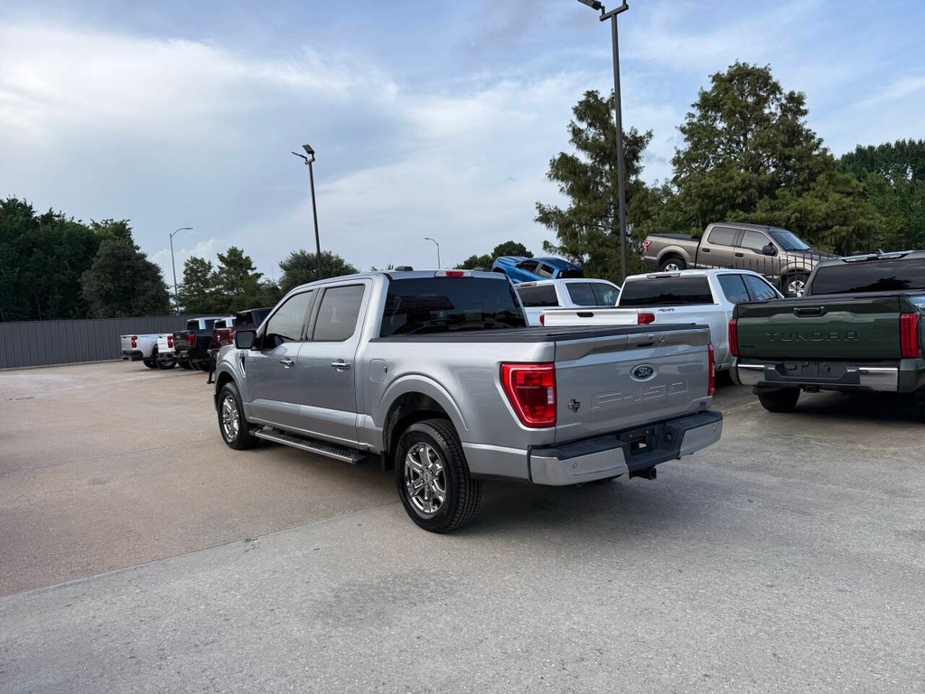 Ford F-150 Vehicle Full-screen Gallery Image 04