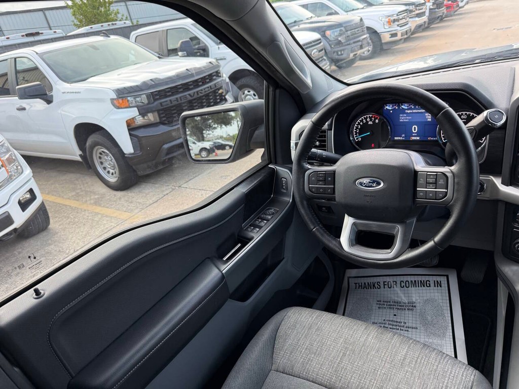 Ford F-150 Vehicle Full-screen Gallery Image 19