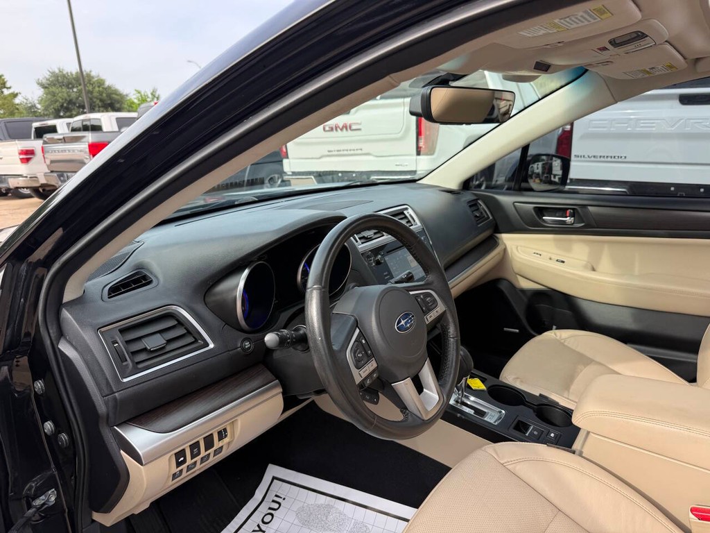 Subaru Legacy Vehicle Full-screen Gallery Image 07