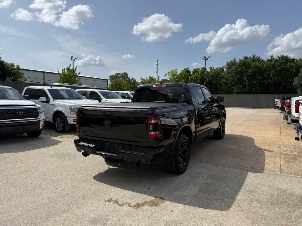 Ram 1500 Vehicle Full-screen Gallery Image 05