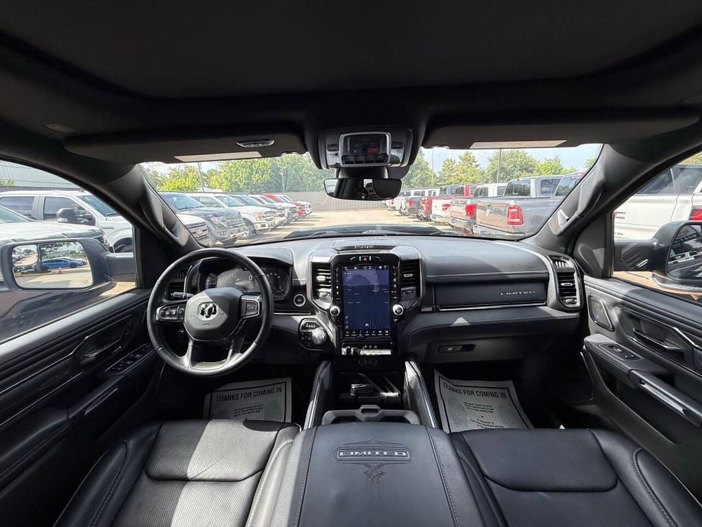 Ram 1500 Vehicle Full-screen Gallery Image 18