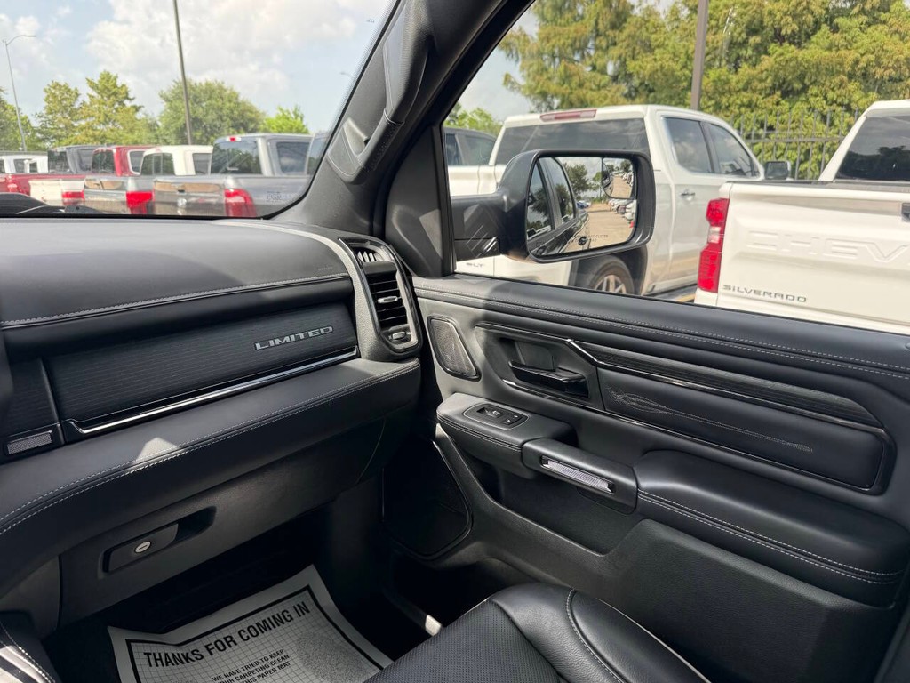 Ram 1500 Vehicle Full-screen Gallery Image 20
