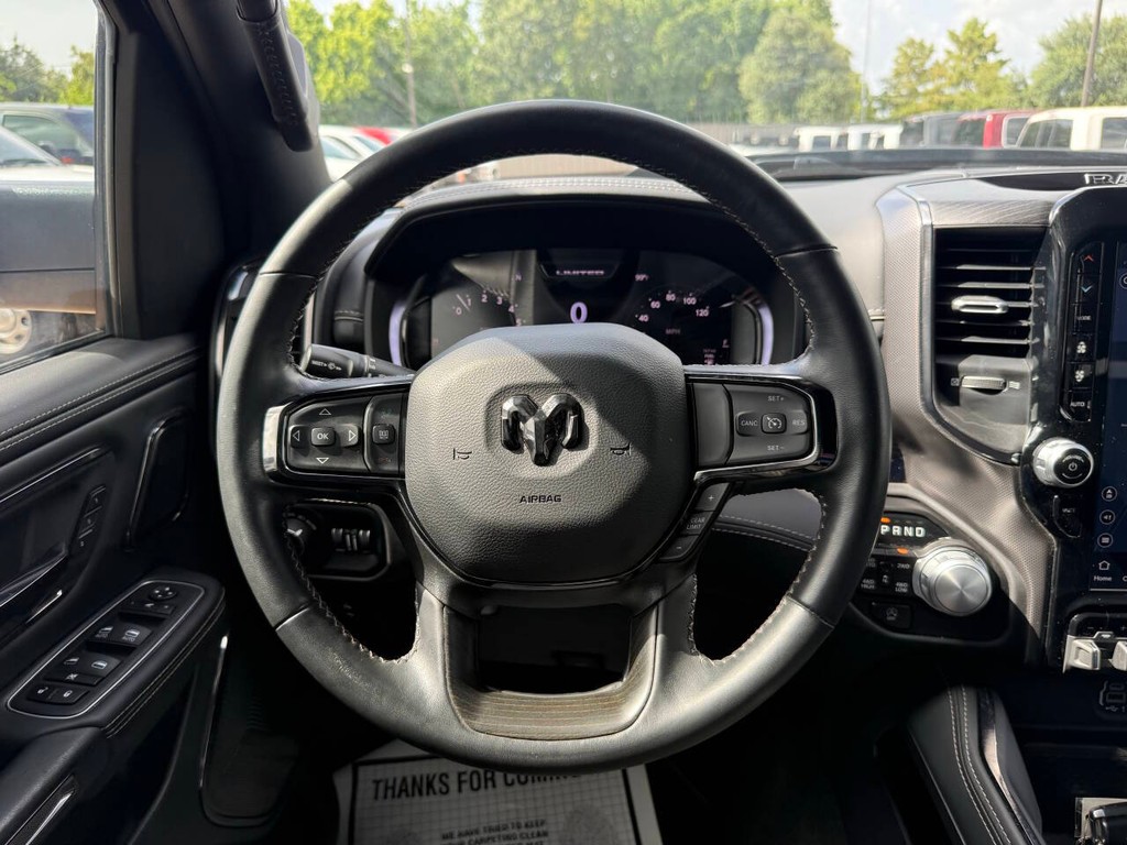 Ram 1500 Vehicle Full-screen Gallery Image 22