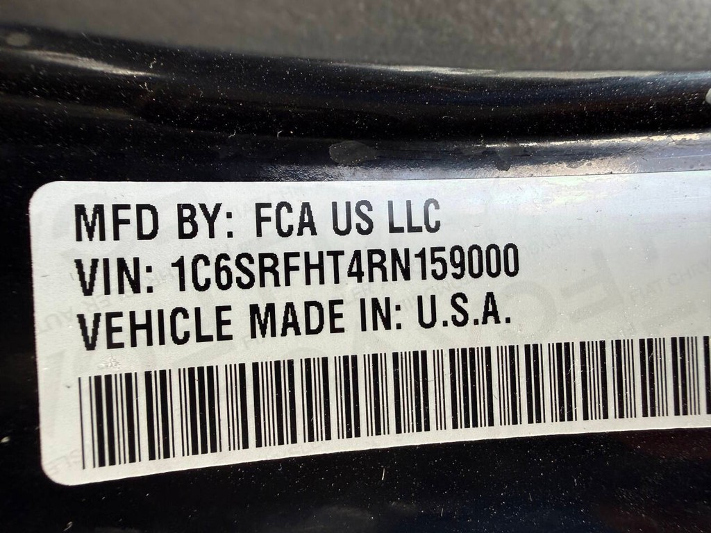 Ram 1500 Vehicle Full-screen Gallery Image 36