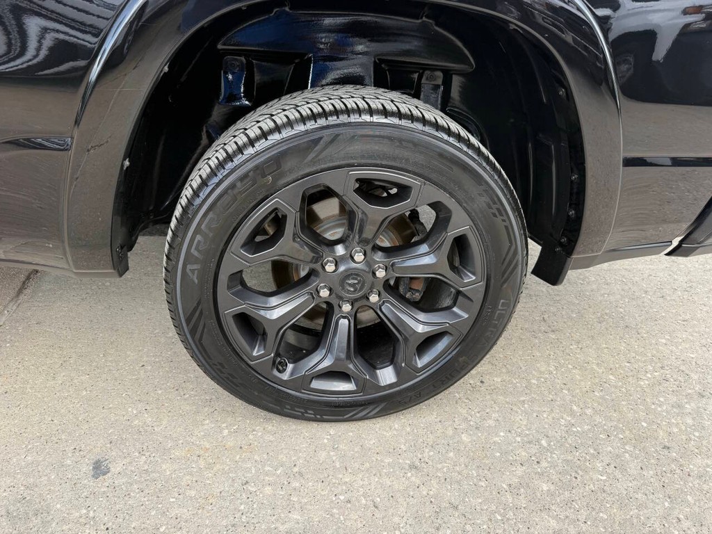 Ram 1500 Vehicle Full-screen Gallery Image 38