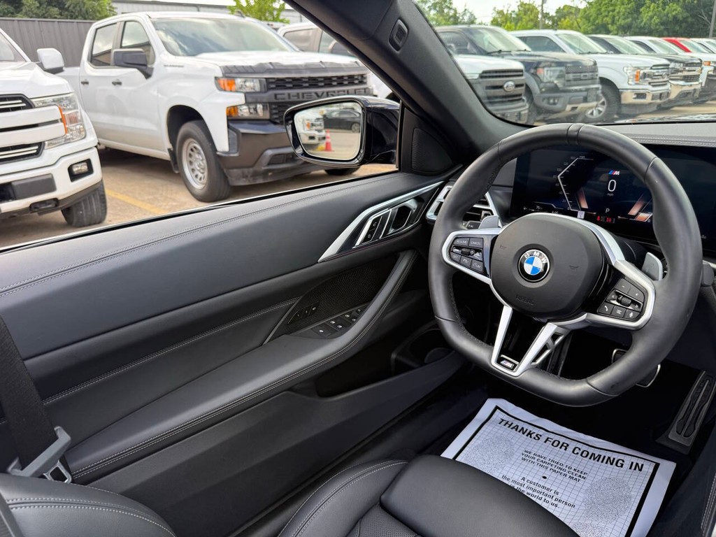 BMW 4 Series Vehicle Full-screen Gallery Image 21
