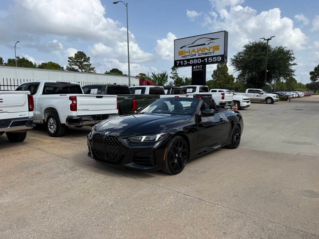 BMW 4 Series Vehicle Full-screen Gallery Image 40