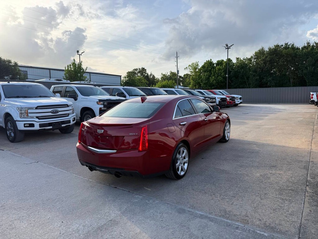 Cadillac ATS Sedan Vehicle Full-screen Gallery Image 05