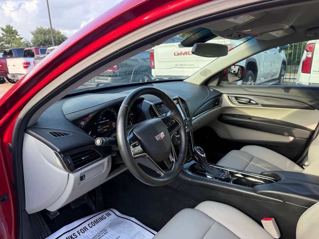 Cadillac ATS Sedan Vehicle Full-screen Gallery Image 06