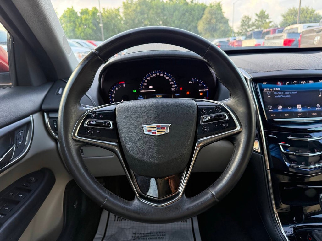 Cadillac ATS Sedan Vehicle Full-screen Gallery Image 22