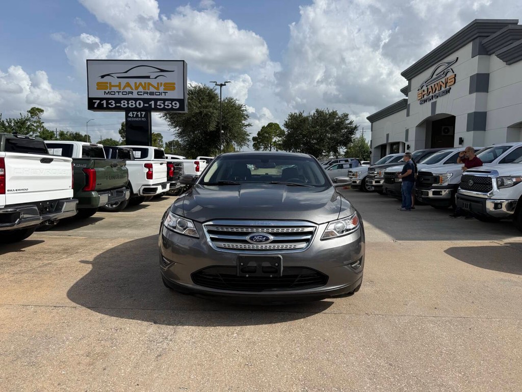 Ford Taurus Vehicle Full-screen Gallery Image 38