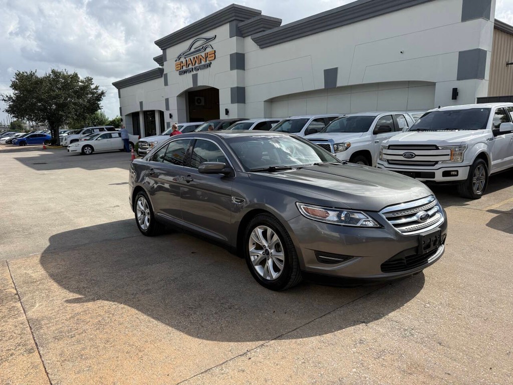 Ford Taurus Vehicle Full-screen Gallery Image 39