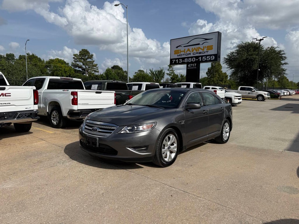 Ford Taurus Vehicle Full-screen Gallery Image 41