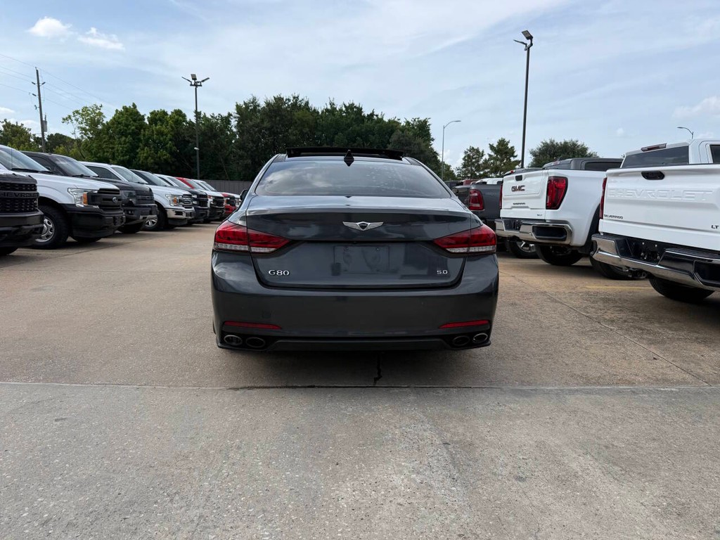 Genesis G80 Vehicle Full-screen Gallery Image 41