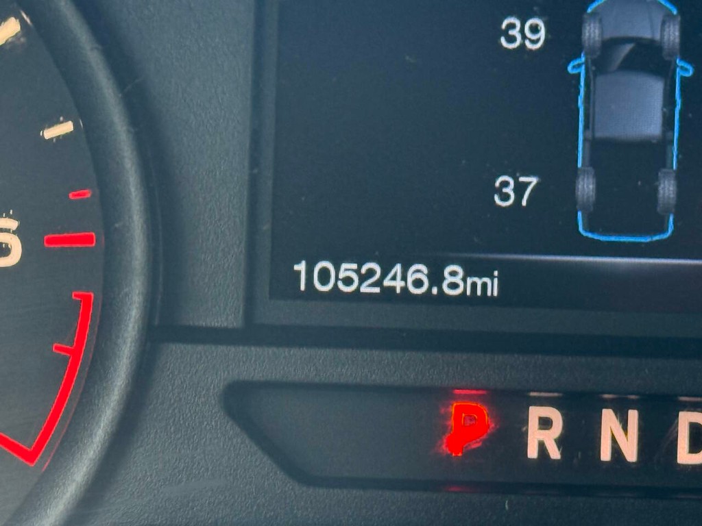 Ford F-150 Vehicle Full-screen Gallery Image 29