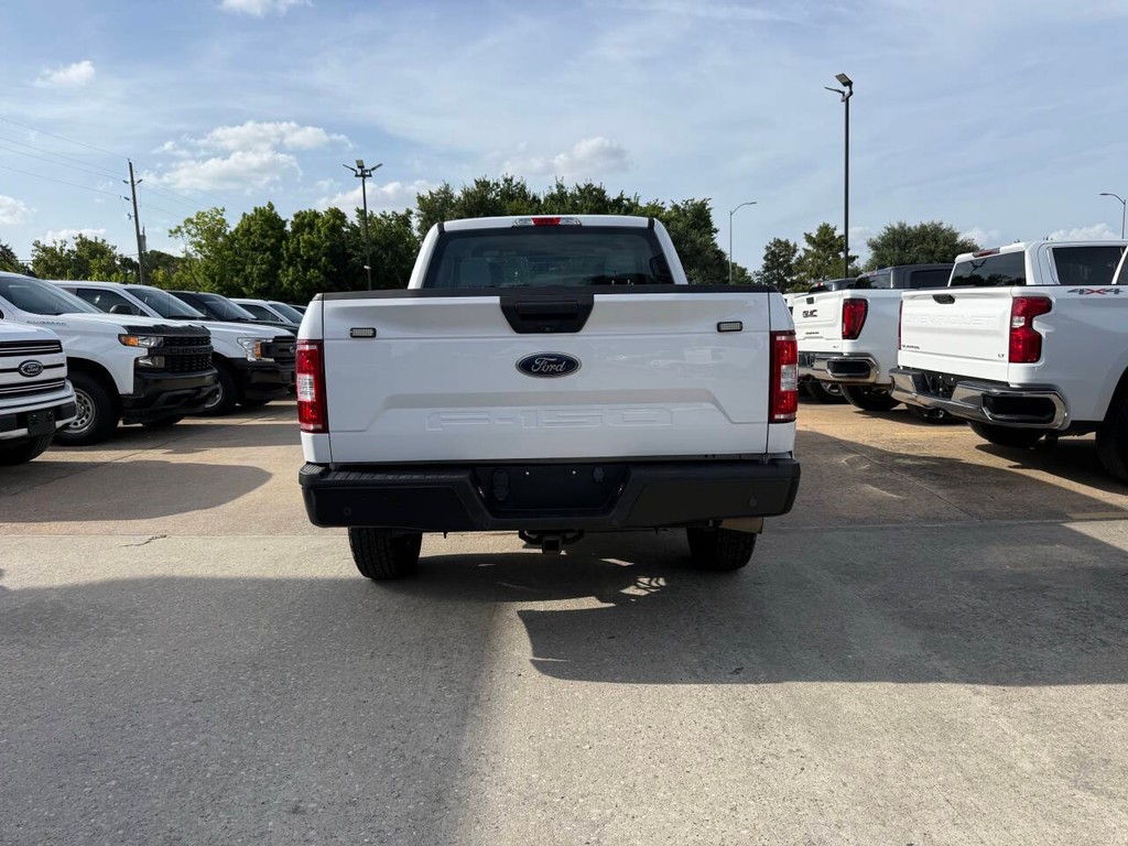 Ford F-150 Vehicle Full-screen Gallery Image 36