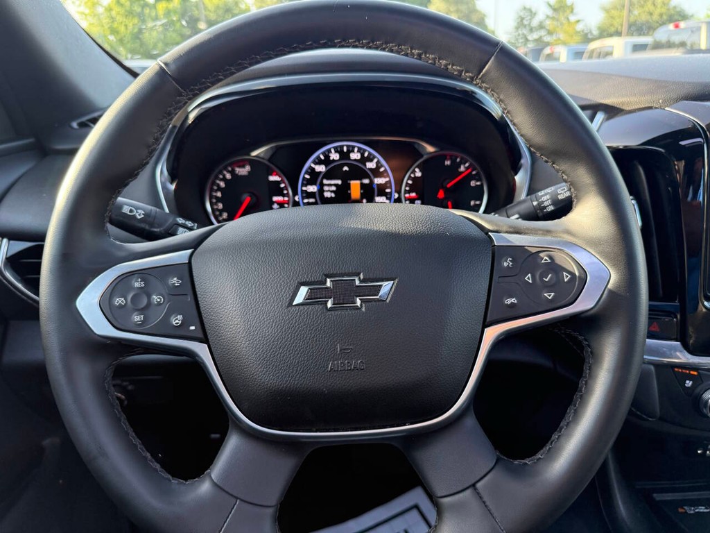 Chevrolet Traverse Vehicle Full-screen Gallery Image 23