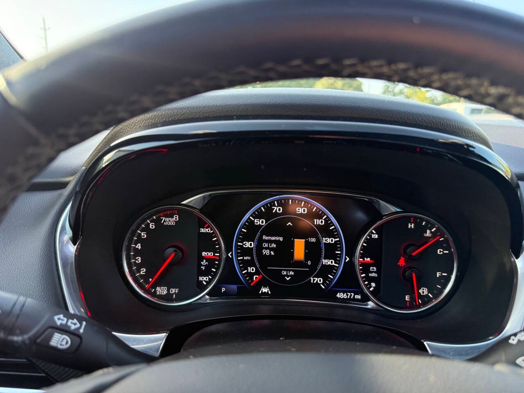 Chevrolet Traverse Vehicle Full-screen Gallery Image 32