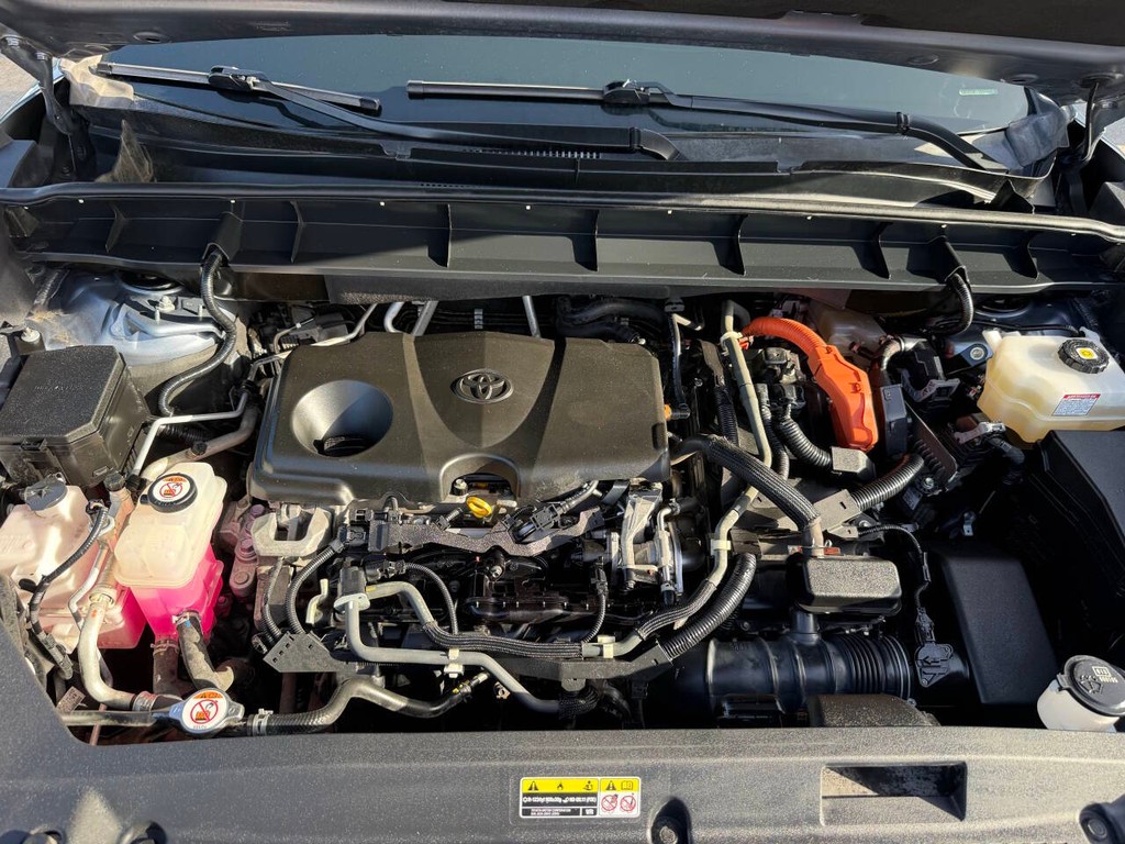Toyota Highlander Hybrid Vehicle Full-screen Gallery Image 40