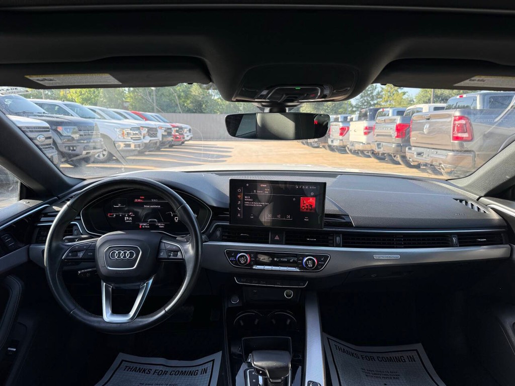 Audi A5 Sportback Vehicle Full-screen Gallery Image 17