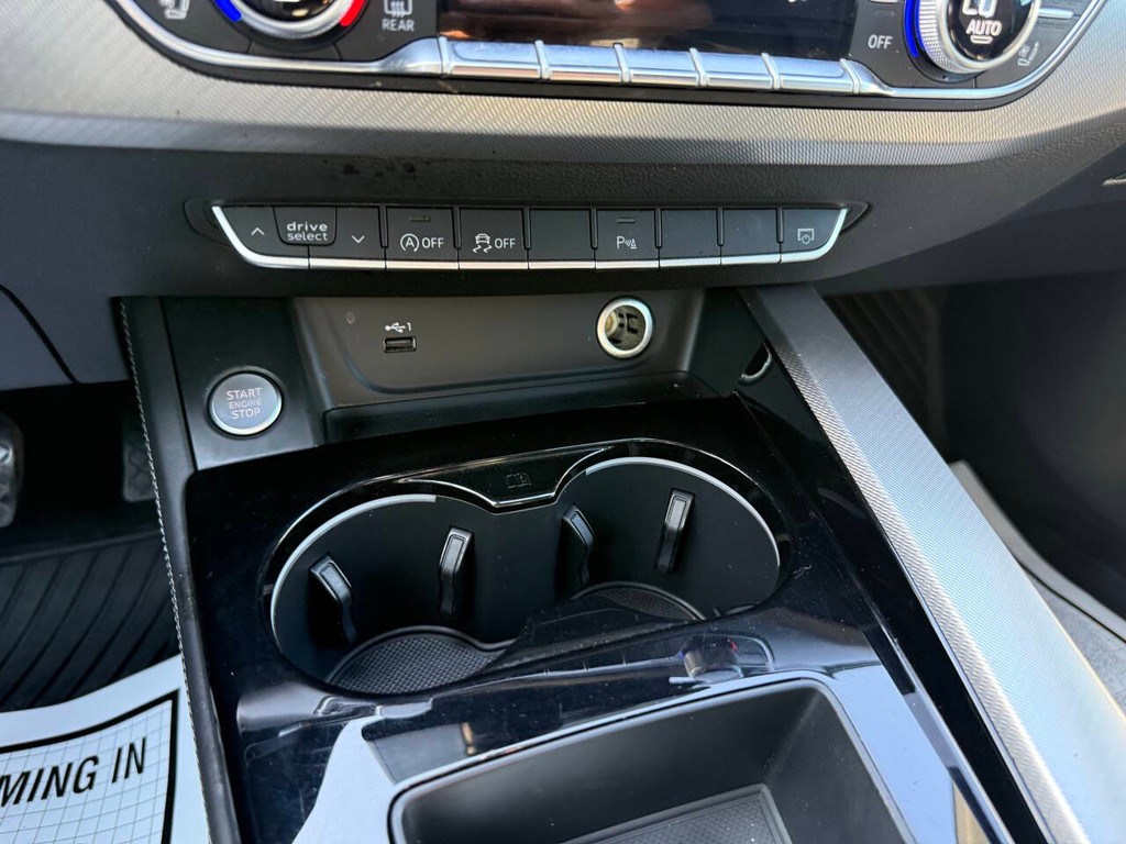 Audi A5 Sportback Vehicle Full-screen Gallery Image 29